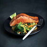 Lactosevrije zalm met spirelli van courgette